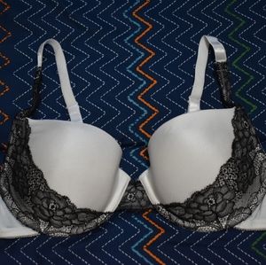 Wonderbra Push Up Bra